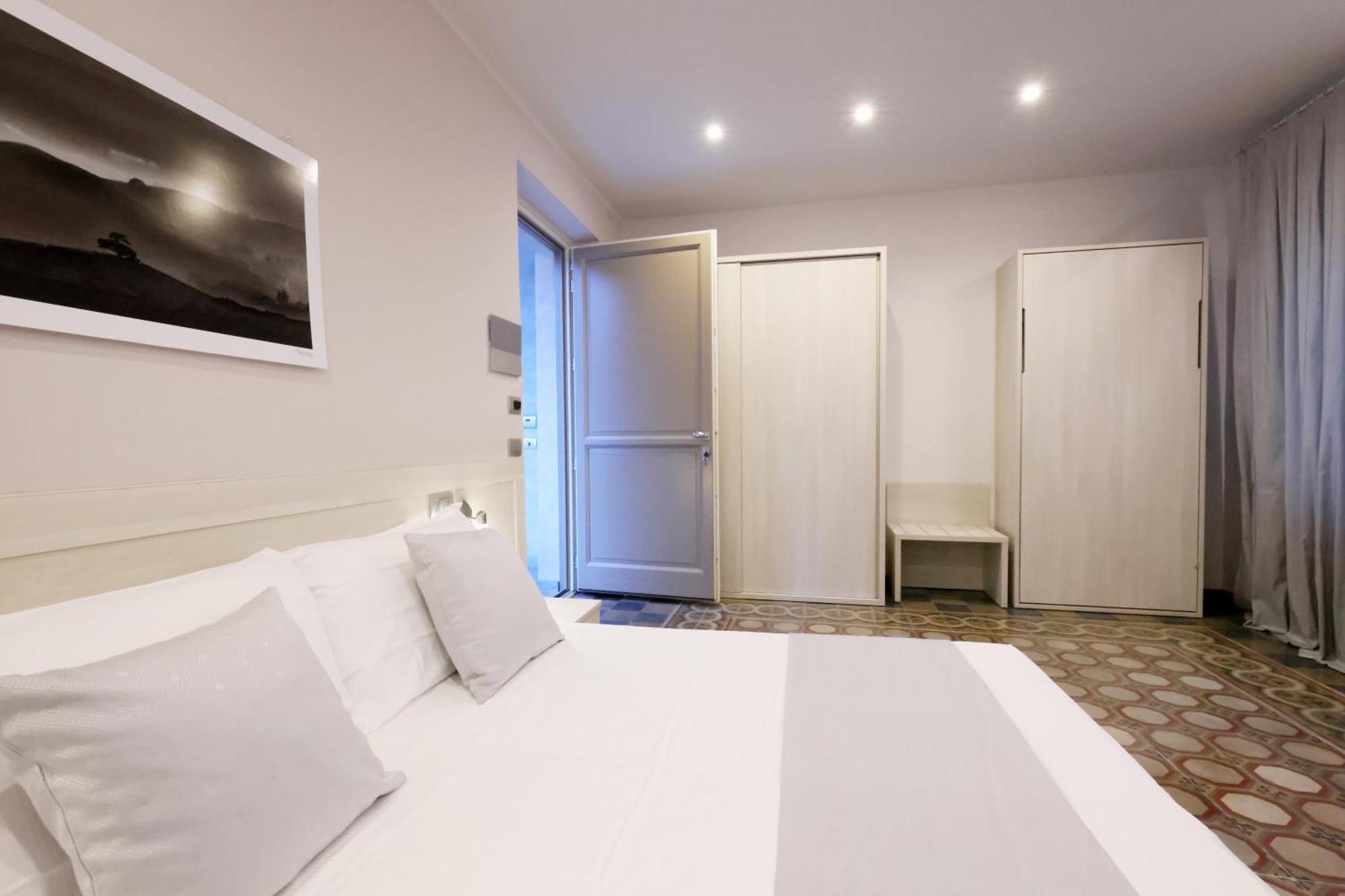 Palazzo Belli Bed & Breakfast Alba  Exterior photo