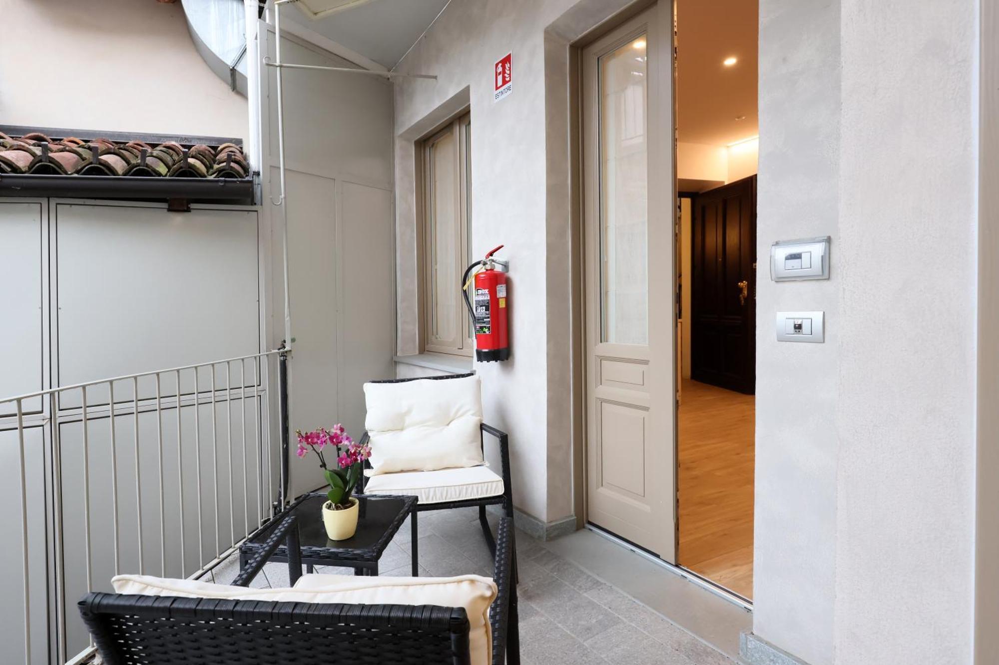 Palazzo Belli Bed & Breakfast Alba  Exterior photo