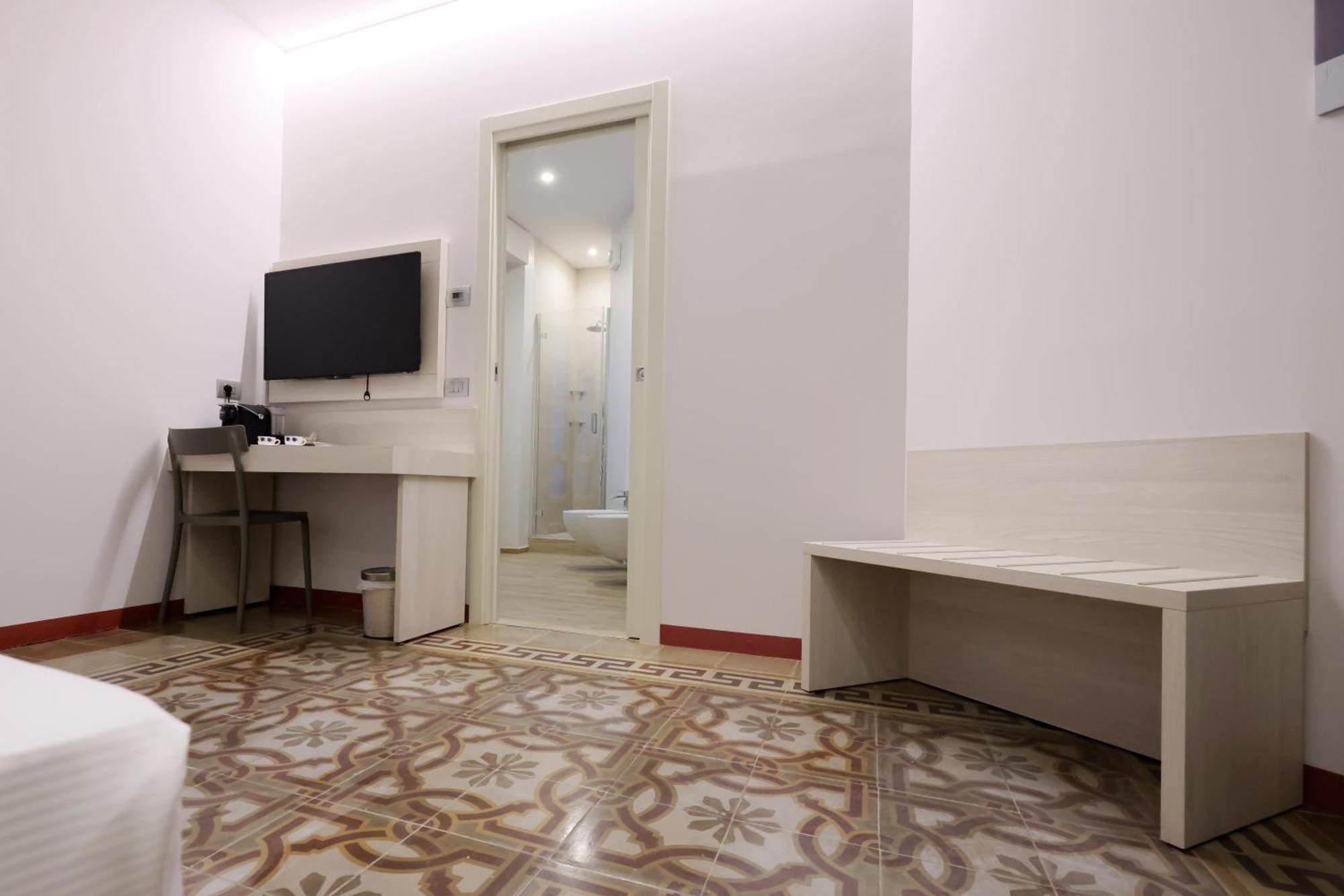 Palazzo Belli Bed & Breakfast Alba  Exterior photo