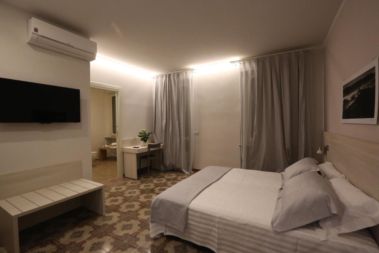 Palazzo Belli Bed & Breakfast Alba  Exterior photo